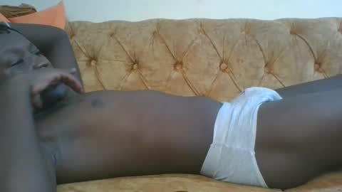 Snapshot of ladiesfun chatting on December 15, 10:04 pm ladiesfun online show from December 15, 10:04 pm