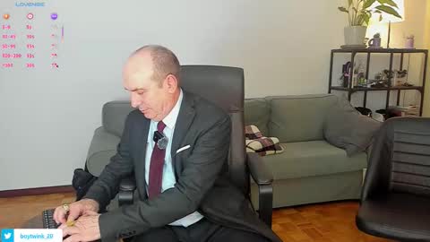 lajose52 online show from January 31, 8:18 pm