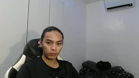 lalakinghugecock_2 online show from November 19, 12:16 pm