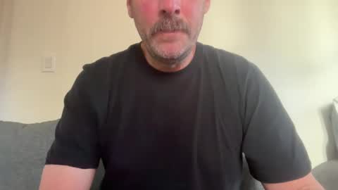 Snapshot of lampin1 chatting on January 6, 10:37 pm lampin1 online show from January 6, 10:37 pm