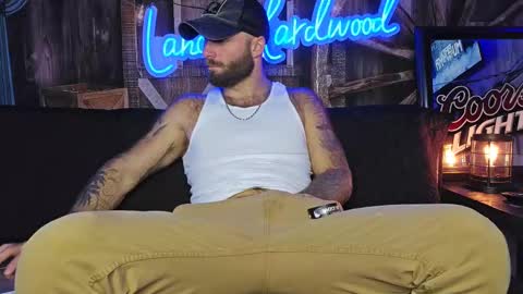 Snapshot of lancehardwood222 chatting on September 22, 12:11 am LANCE online show from September 22, 12:11 am