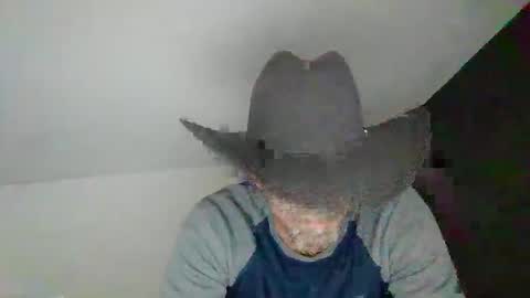 larry77733217 online show from January 31, 7:51 pm