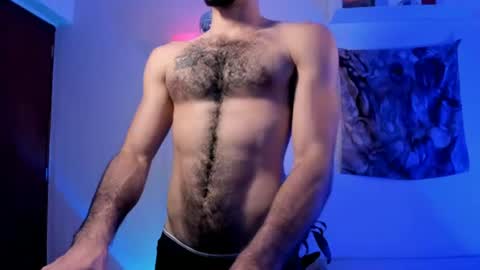 larry_stewart online show from June 22, 1:44 am