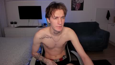 Snapshot of lastnight4you chatting on January 3, 4:44 am acie online show from January 3, 4:44 am