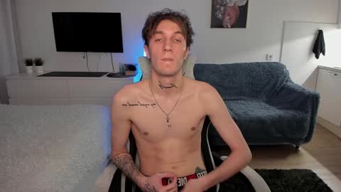 Snapshot of lastnight4you chatting on December 13, 6:38 pm acie online show from December 13, 6:38 pm