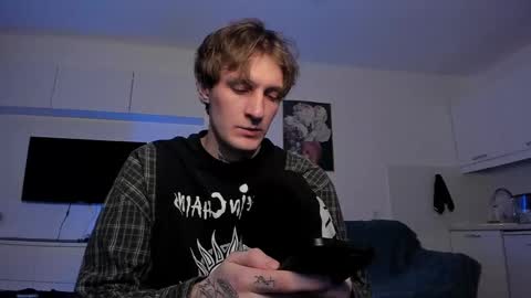 Snapshot of lastnight4you chatting on February 14, 12:09 am acie online show from February 14, 12:09 am