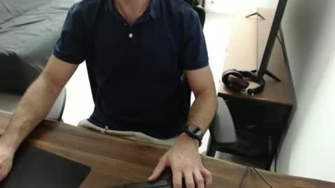 latexdave84 online show from October 23, 10:29 am