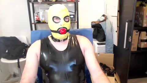latexslaafboy online show from February 25, 7:09 am
