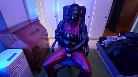 latexviking003 online show from July 6, 2:25 pm