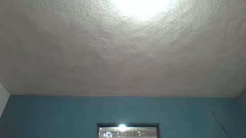 Snapshot of latinbigdick2 chatting on December 24, 11:00 pm Robert online show from December 24, 11:00 pm