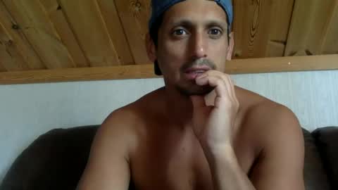 Latinbrown sugar online show from July 10, 10:40 am