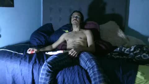 latinincognito online show from January 8, 11:41 pm