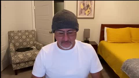 QS - INDEPENDENT MODEL online show from December 15, 3:36 am