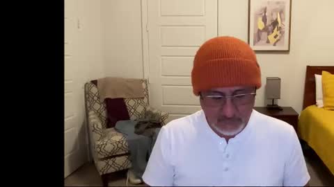 QS - INDEPENDENT MODEL online show from January 11, 4:49 am