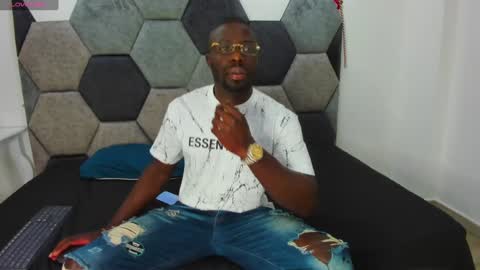 LEANDRO online show from January 8, 11:43 am