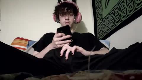 Stitch online show from February 27, 3:47 am