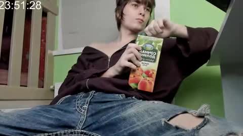 Alex online show from February 2, 4:55 am