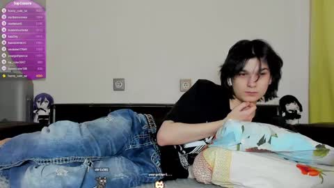 Snapshot of lazydarkknight chatting on March 11, 4:21 am Alex online show from March 11, 4:21 am