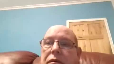 Snapshot of leatherpants68 chatting on October 16, 9:01 pm leatherpants68 online show from October 16, 9:01 pm