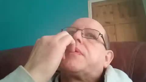 leatherpants68 online show from November 1, 2:43 pm