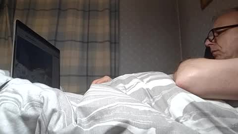 Snapshot of lechertachatte4444 chatting on January 28, 2:00 am lechertachatte4444 online show from January 28, 2:00 am