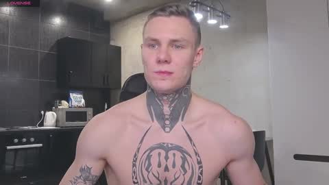 Snapshot of lechery_boy chatting on January 21, 5:38 pm Lechery boy online show from January 21, 5:38 pm