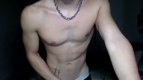 leelonglee online show from July 9, 4:49 am