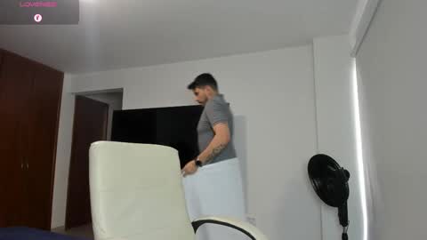 Alejandro online show from February 23, 1:27 pm