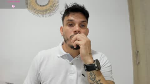 Alejandro online show from December 29, 8:58 pm