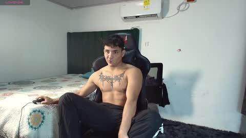 Snapshot of lei_77 chatting on January 17, 8:59 pm Lei online show from January 17, 8:59 pm