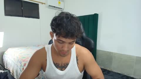 Snapshot of lei_77 chatting on September 23, 5:29 am Lei online show from September 23, 5:29 am