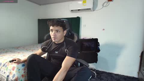 Snapshot of lei_77 chatting on January 29, 8:56 pm Lei online show from January 29, 8:56 pm