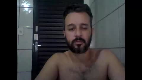 Snapshot of lelefiel chatting on December 23, 7:52 pm Pequeno Urso online show from December 23, 7:52 pm