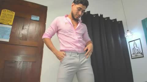 leo_carter1 online show from February 26, 2:18 pm