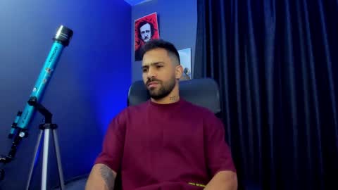 Leo  Diaz online show from February 14, 5:19 am