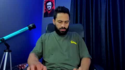 Leo  Diaz online show from December 28, 2:43 am