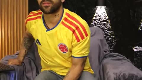 Leo  Diaz online show from February 28, 5:39 am