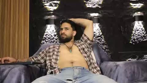 Leo  Diaz online show from July 30, 12:32 am
