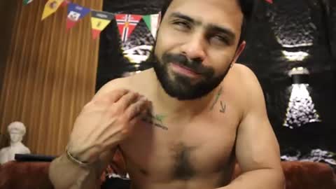 Leo  Diaz online show from June 15, 2:25 am