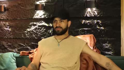 Leo  Diaz online show from October 20, 12:47 am