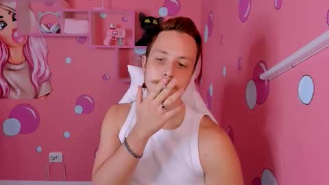 Leo online show from October 18, 5:07 pm