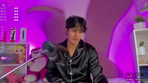 Leo online show from November 12, 5:35 am