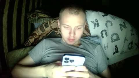 leo_timm online show from October 4, 11:31 pm