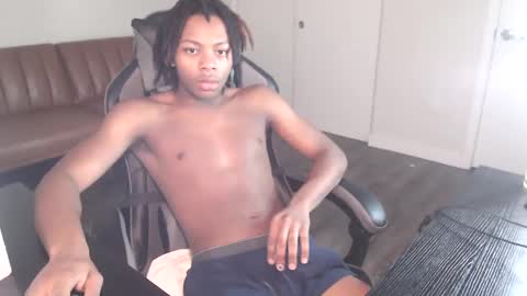 LeoMalonee online show from January 20, 7:57 pm