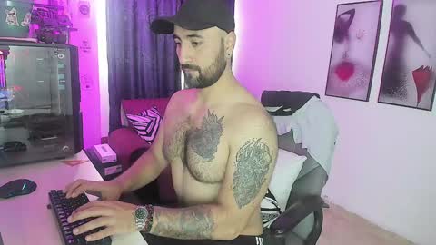 Leon online show from January 9, 4:06 pm