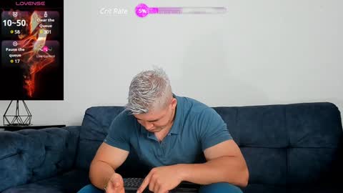 Snapshot of leon_ssmoron chatting on January 6, 2:14 pm Leon Smoron online show from January 6, 2:14 pm