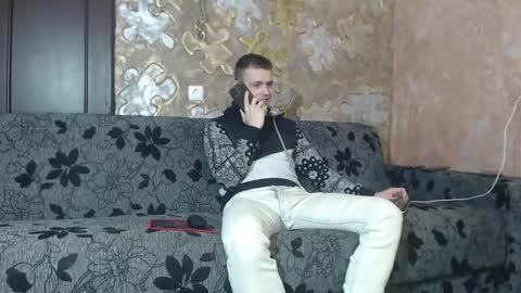 leoroman online show from November 12, 9:37 am