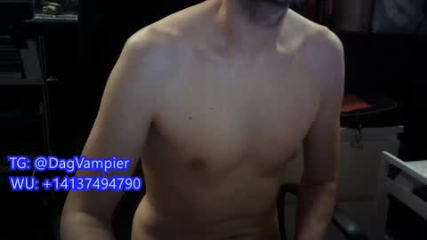 Vampiro Diurno online show from February 4, 6:25 pm