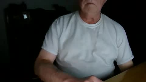 letscum2gether0 online show from March 4, 1:12 am