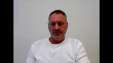 letshavefun2gether68 online show from April 24, 11:56 am